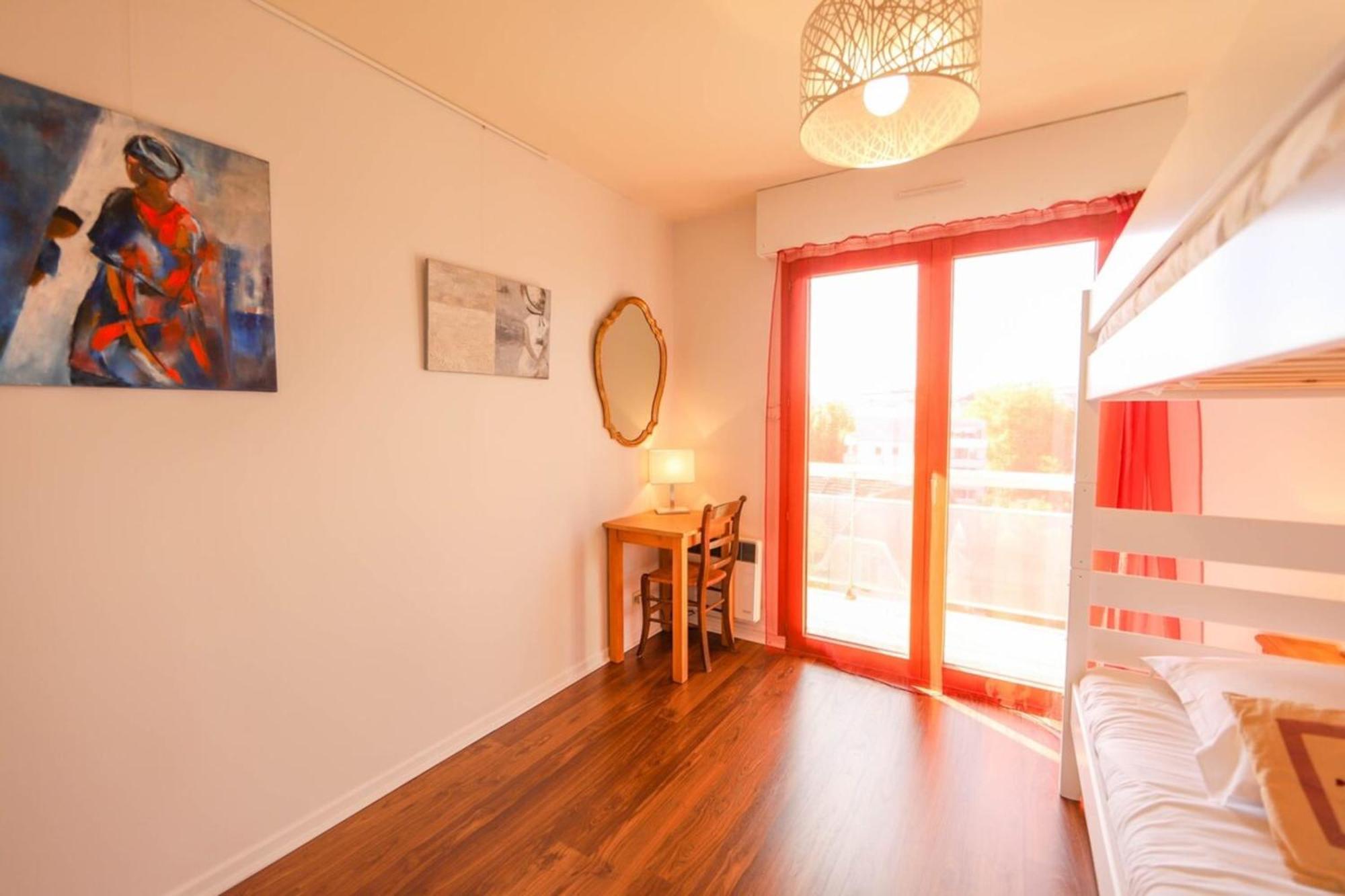 La Pause annécienne, appartement familial. Annecy Extérieur photo